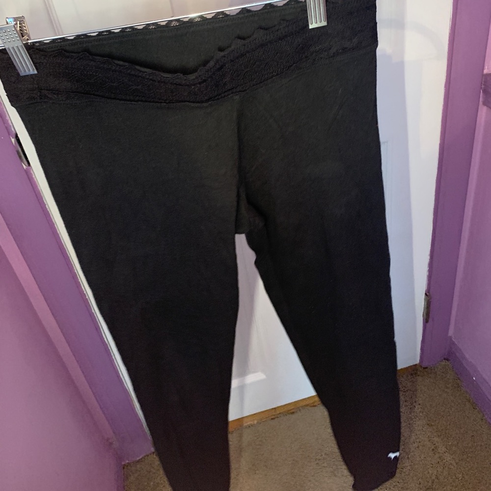 PINK yoga pants